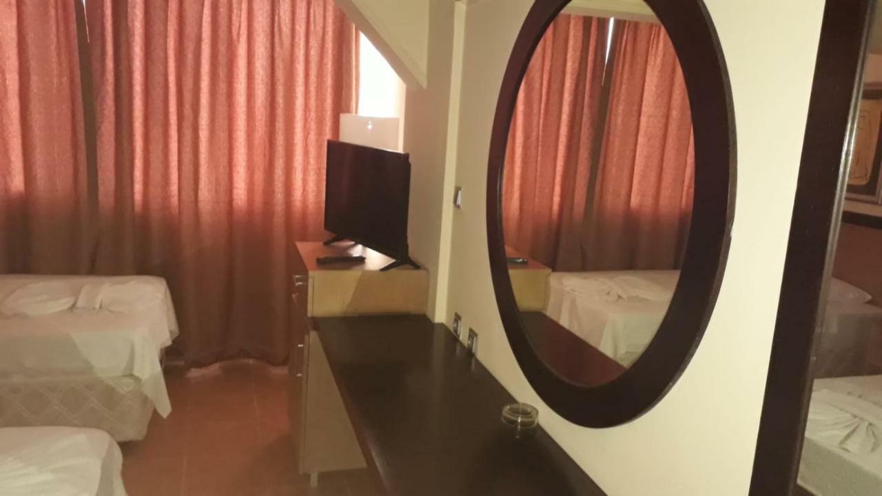 Hotel Santur Кушадасы Экстерьер фото